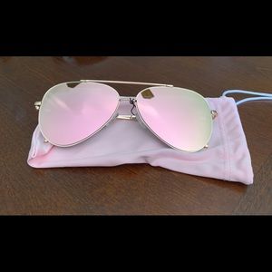 ‼️Free w/ purchase of 2 items! Pink Gold Aviators